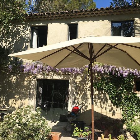 Campagne Baudeloup Bed and Breakfast LʼIsle-sur-la-Sorgue Eksteriør billede