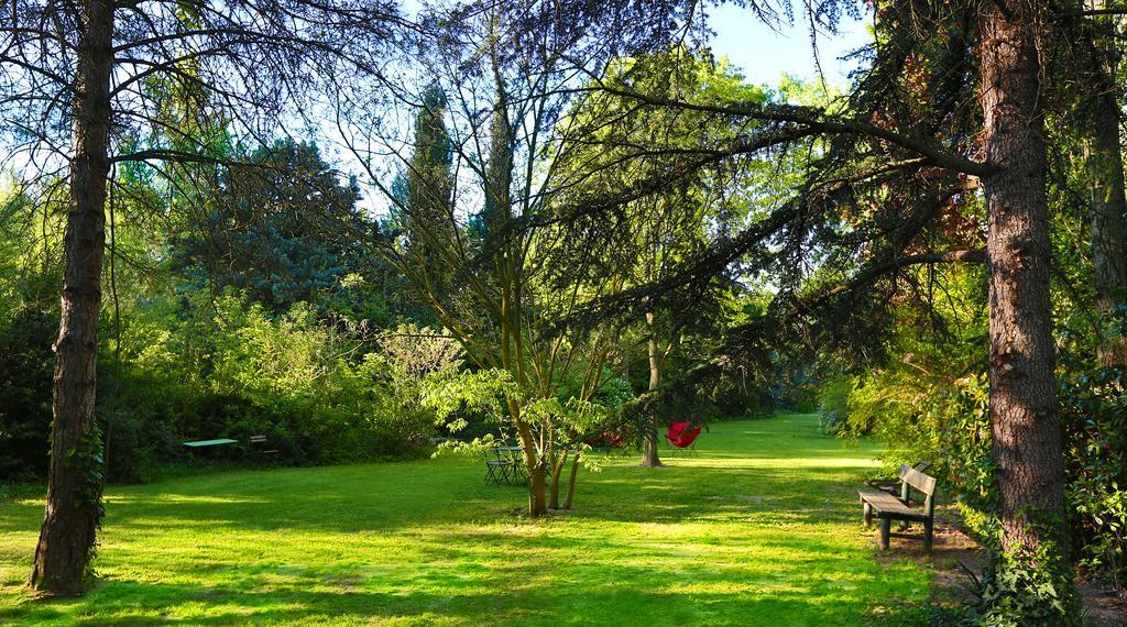 Campagne Baudeloup Bed and Breakfast LʼIsle-sur-la-Sorgue Eksteriør billede